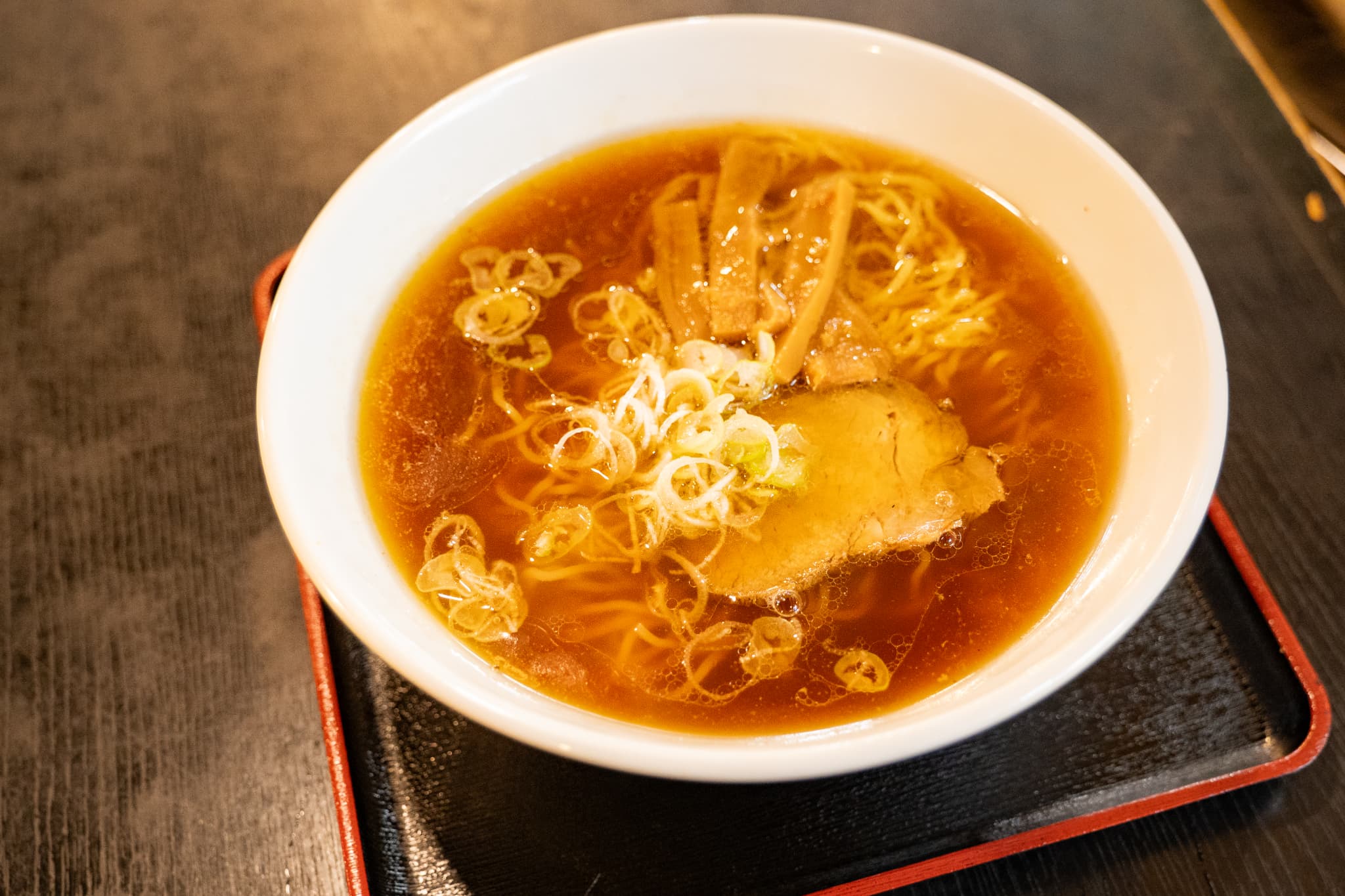 麺王は、<br class='is-sp596'/>地元・矢切で20年以上<br />愛され続ける町中華です。